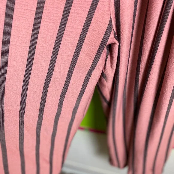 NWT PINK KNIT BELTED JUMPSUIT BY TORRID IN SIZE 3XL 22-24Women - Picture 7 of 12